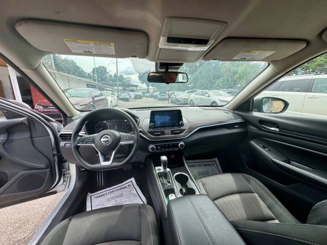 2024 Nissan Altima 2.5 SV Image 9 of 10