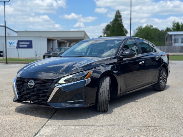 Vehicle image 1 of 10