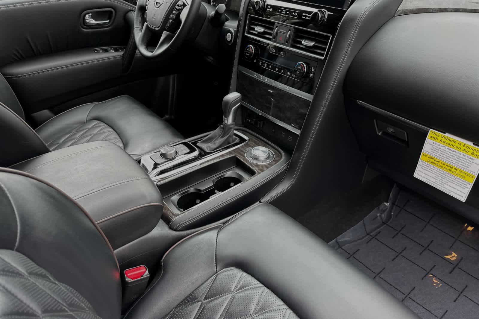 Vehicle image 18 of 29