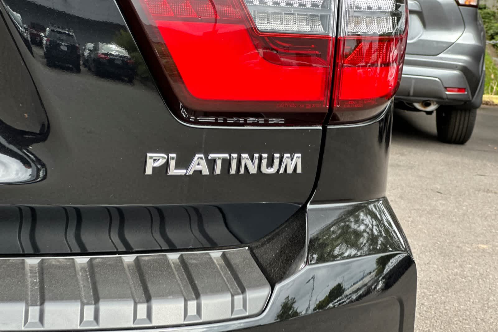 Vehicle image 28 of 29