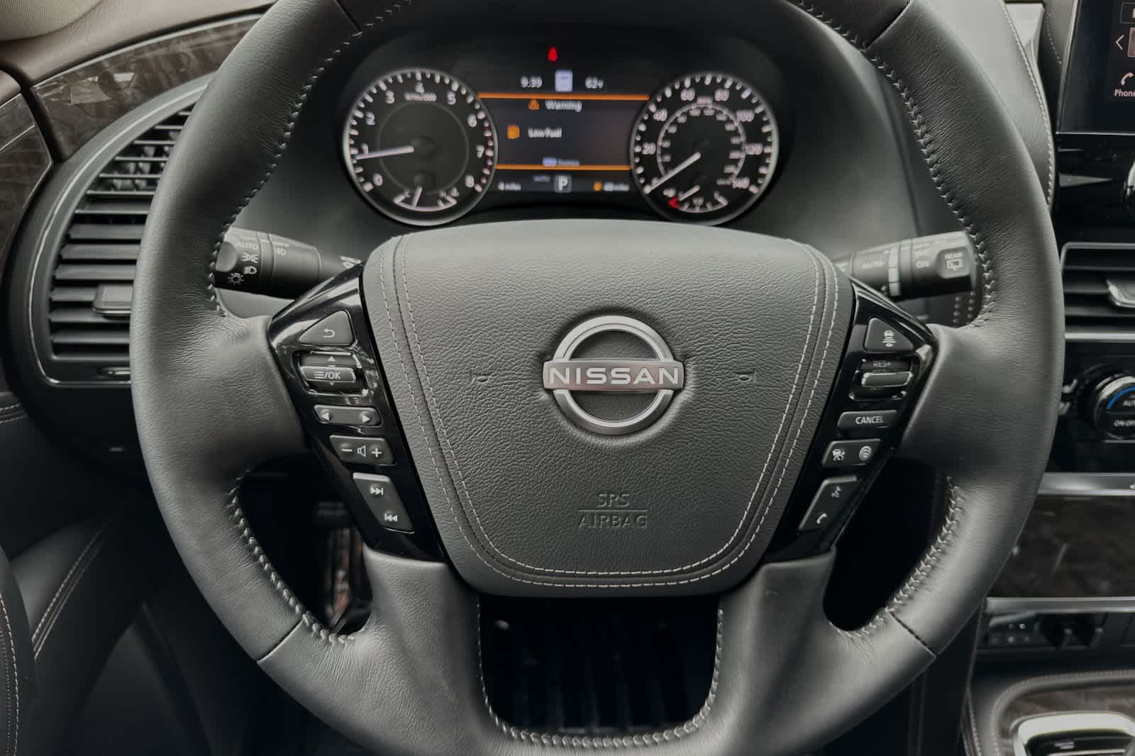 Vehicle image 26 of 29