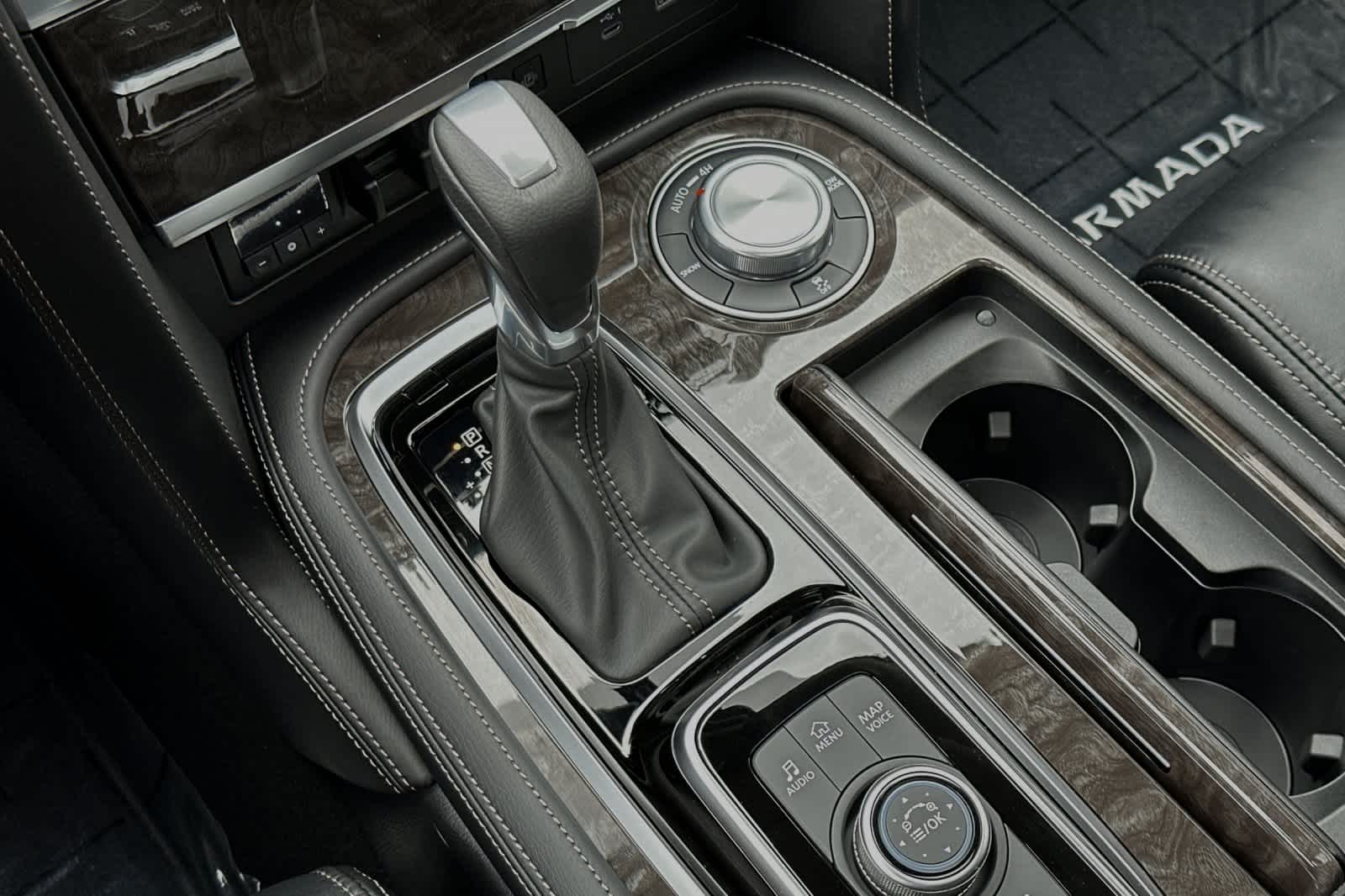 Vehicle image 24 of 29