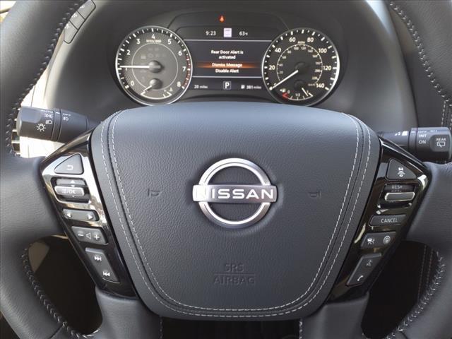 Vehicle image 12 of 16