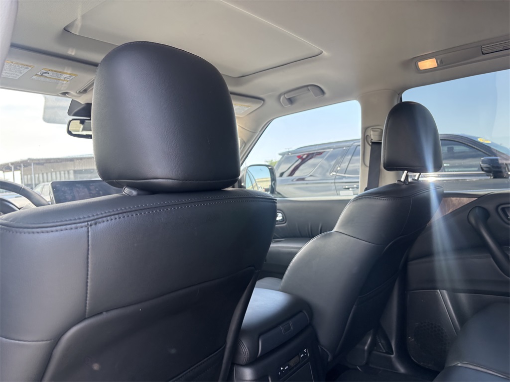 Vehicle image 29 of 31