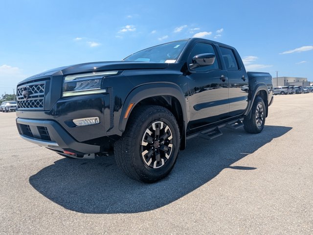 2024 Nissan Frontier PRO-4X Image 1 of 38