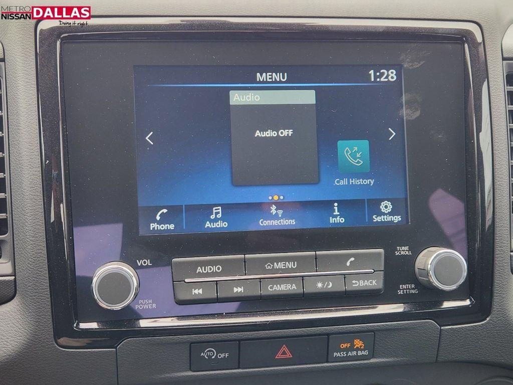 Vehicle image 14 of 23