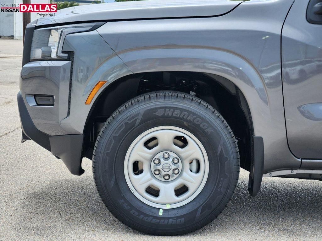 Vehicle image 7 of 23
