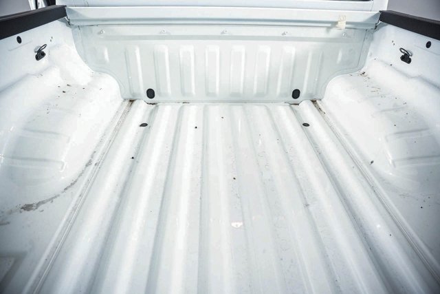 Vehicle image 28 of 29