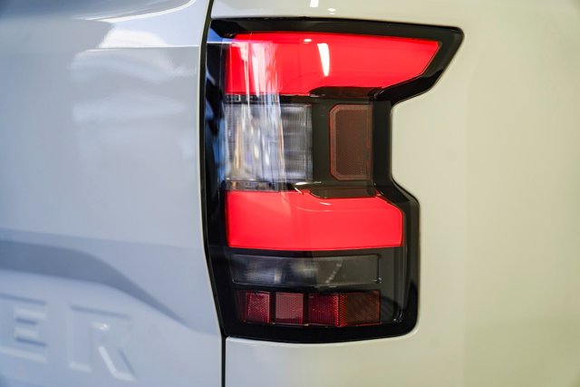 Vehicle image 9 of 29