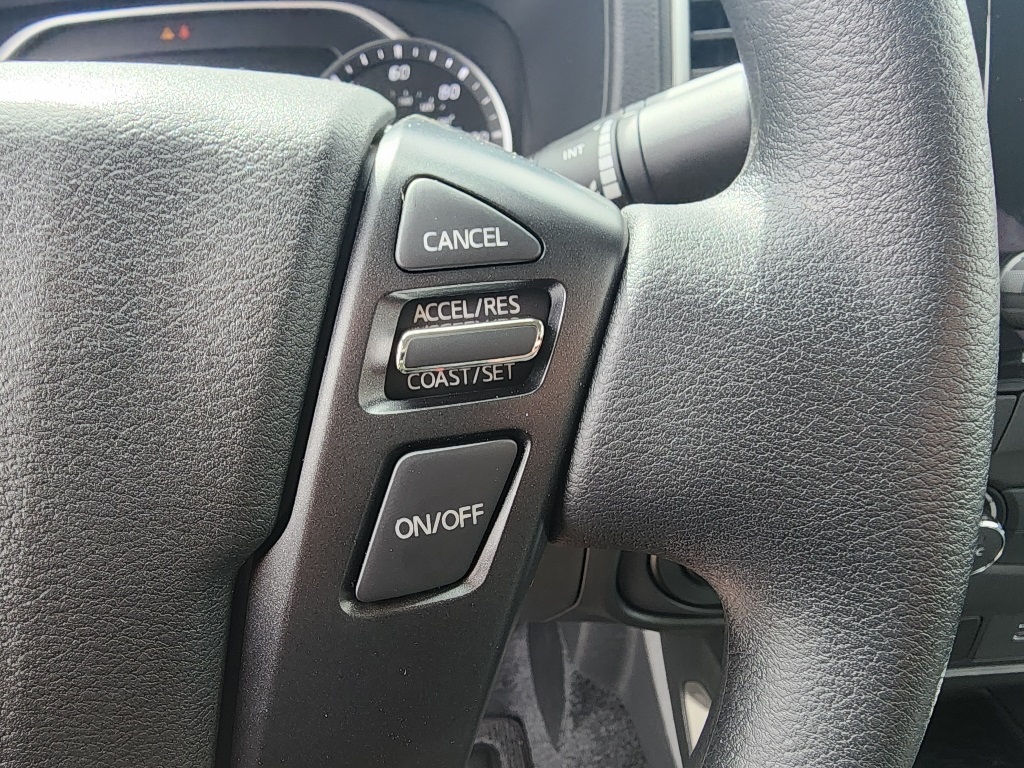 Vehicle image 22 of 24