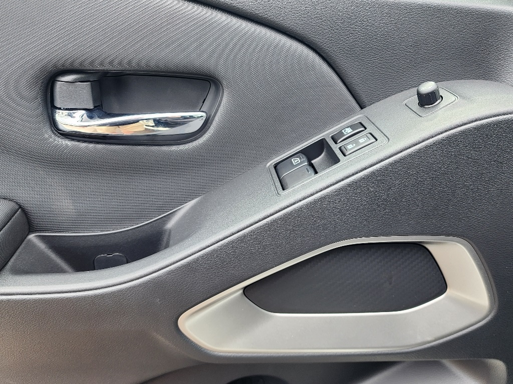 Vehicle image 12 of 24
