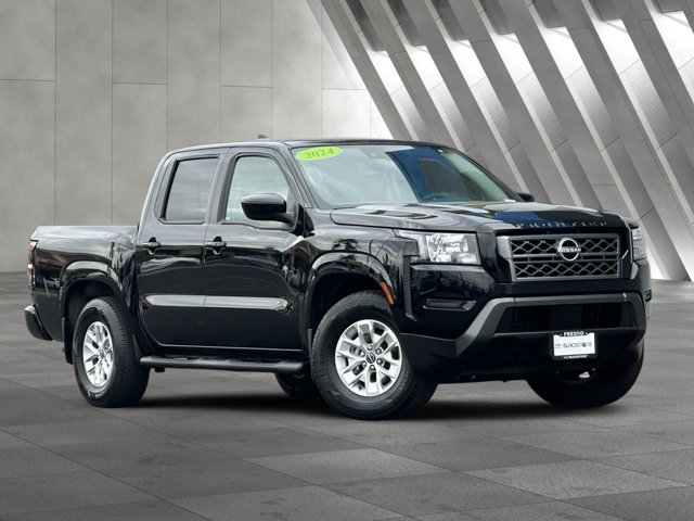 2024 Nissan Frontier SV Image 3 of 29
