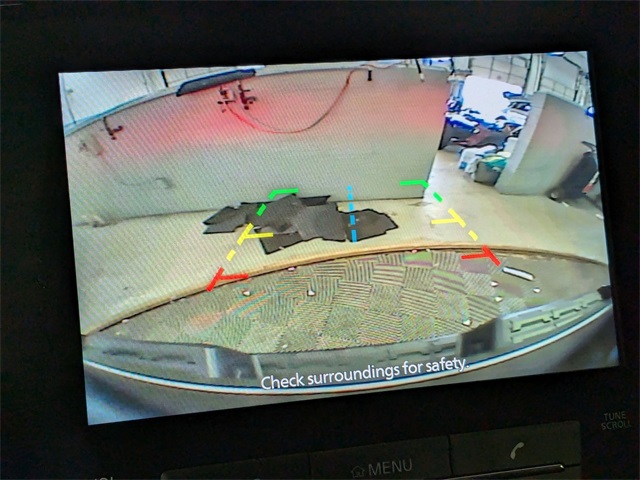 Vehicle image 9 of 14