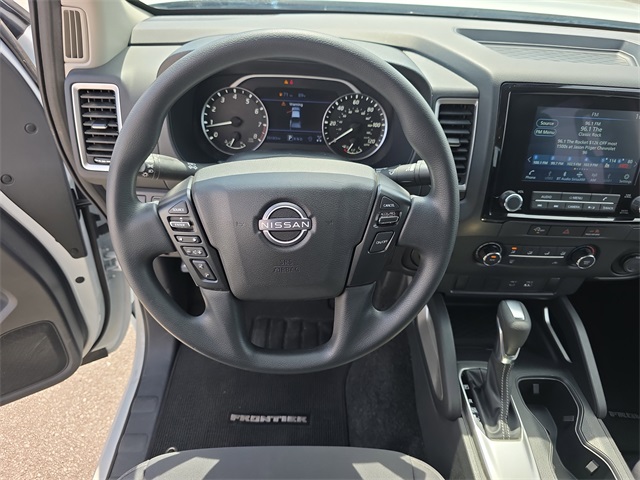 Vehicle image 15 of 35