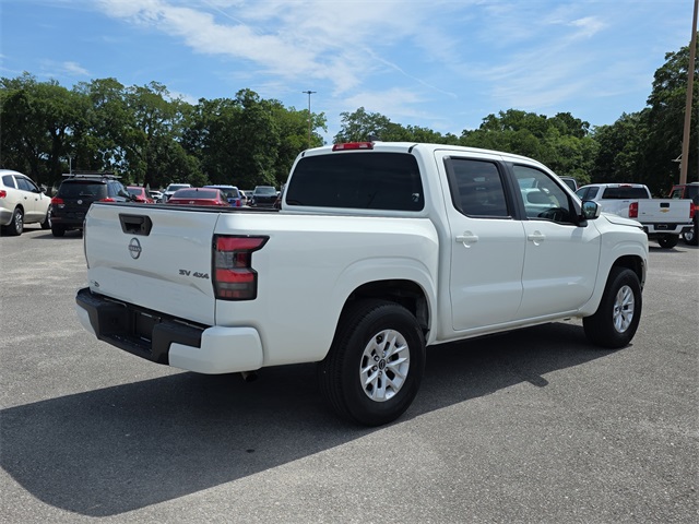 Vehicle image 7 of 35