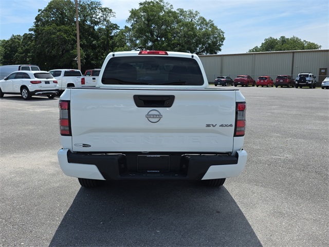 Vehicle image 8 of 35