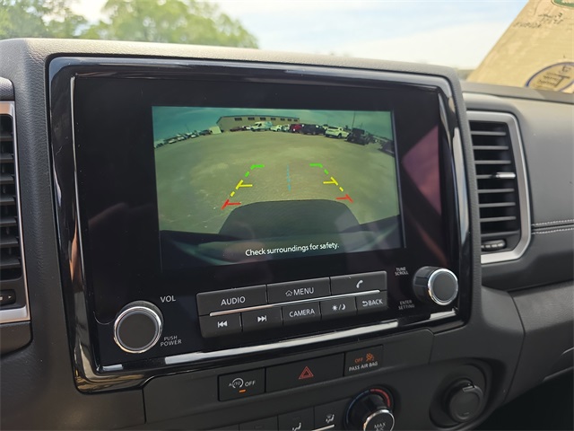 Vehicle image 18 of 35