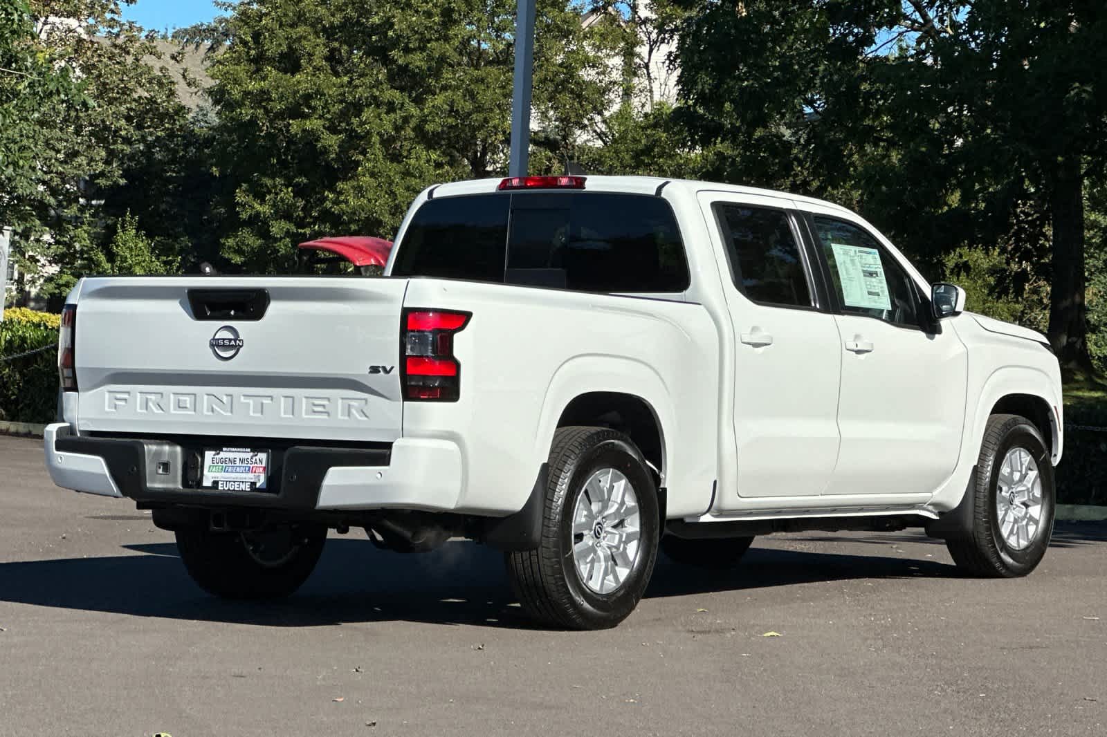 Vehicle image 6 of 26