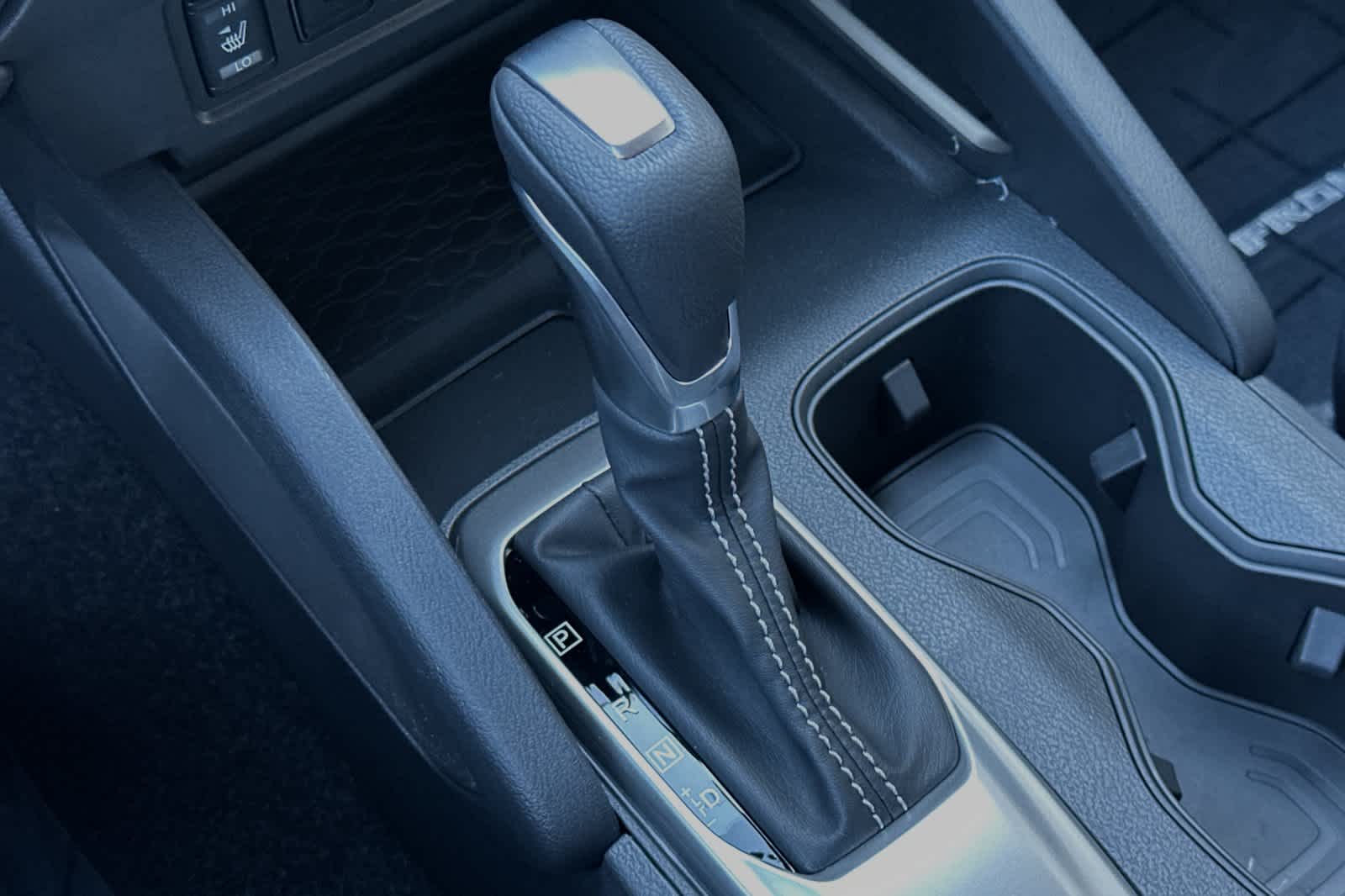 Vehicle image 21 of 26