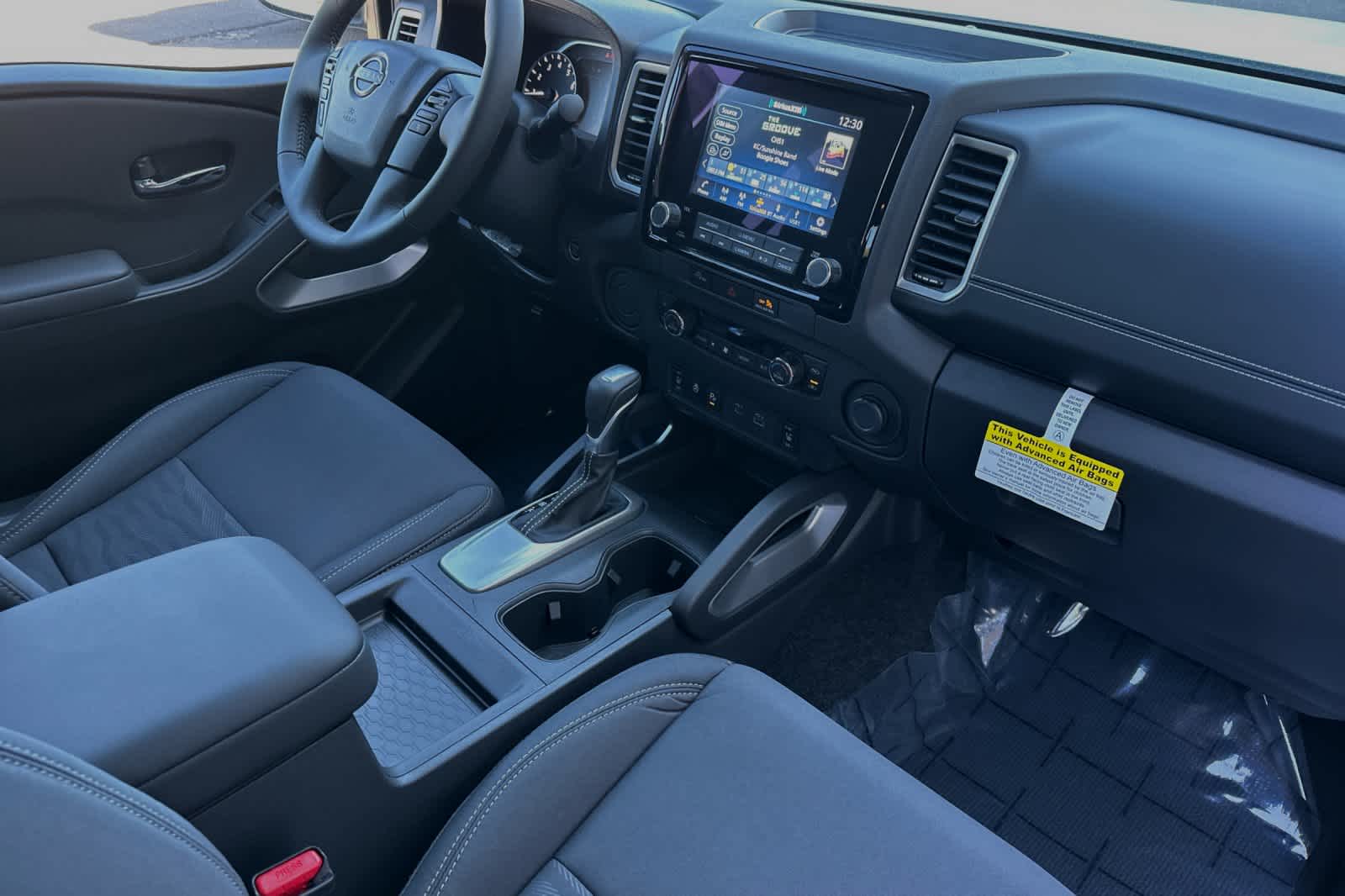 Vehicle image 16 of 26