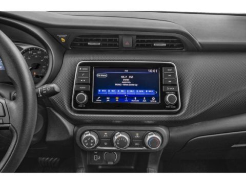 Vehicle image 13 of 19