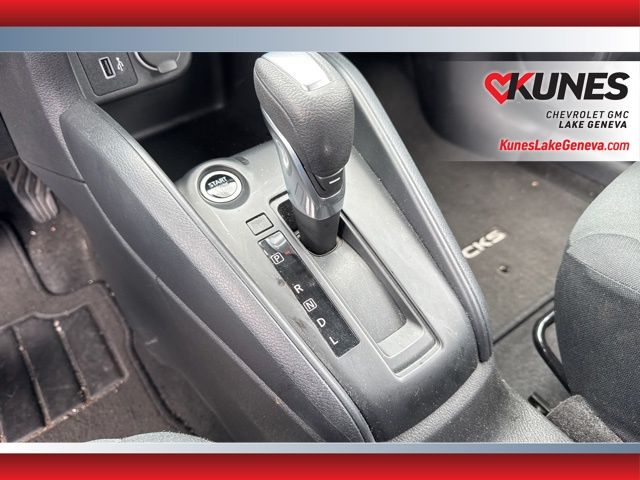 Vehicle image 29 of 33