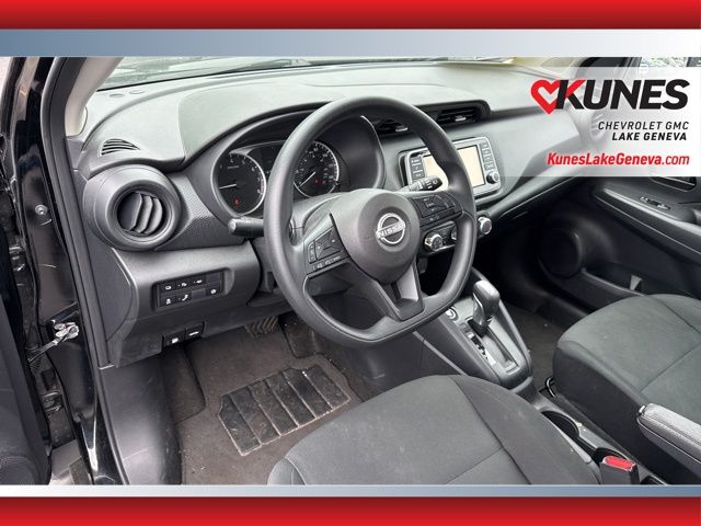 Vehicle image 14 of 33