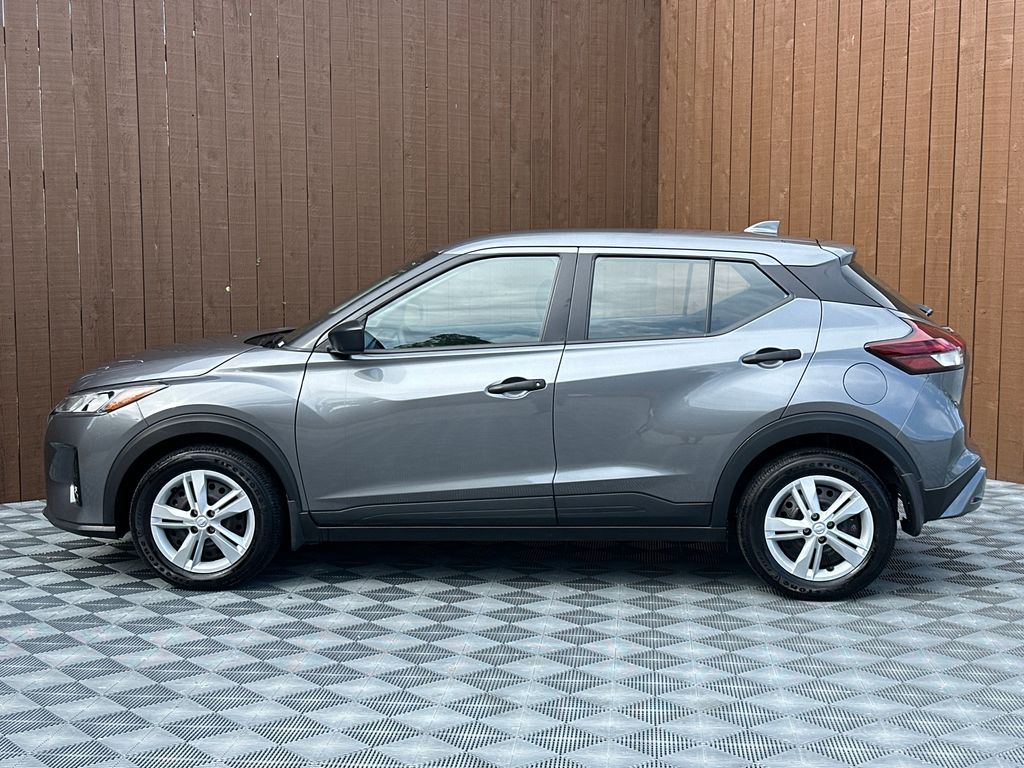 Vehicle image 7 of 38