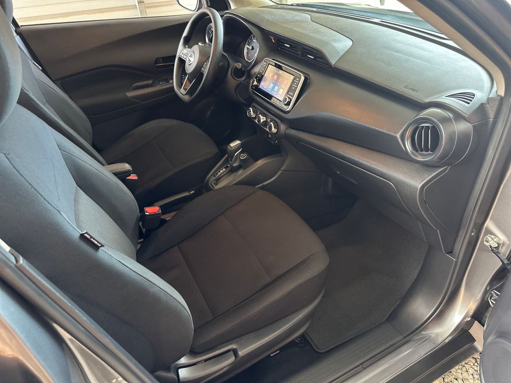 Vehicle image 15 of 38