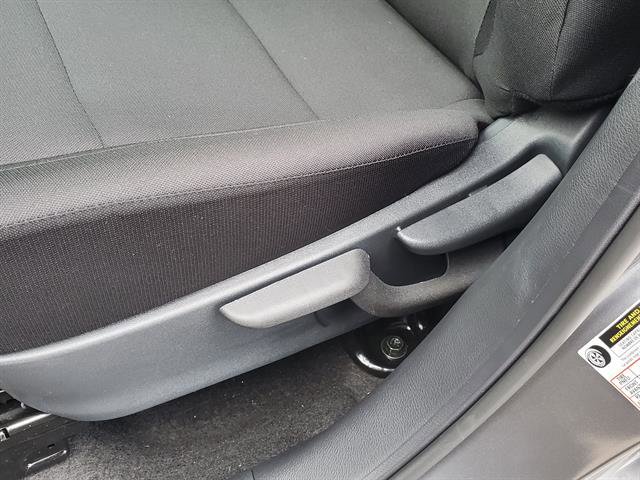Vehicle image 23 of 24
