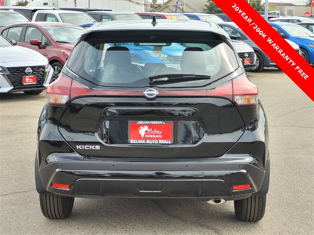 Vehicle image 6 of 16