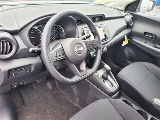 Vehicle image 11 of 24