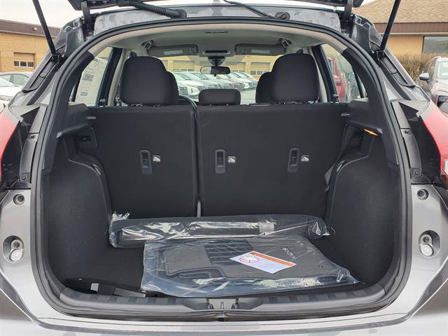 Vehicle image 7 of 24