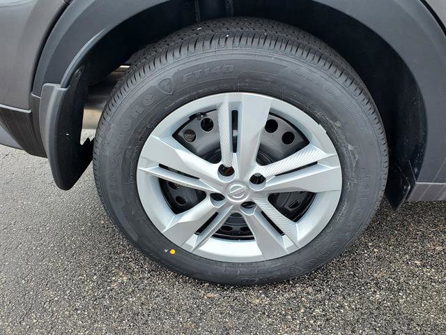 Vehicle image 6 of 24