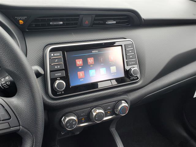 Vehicle image 16 of 24