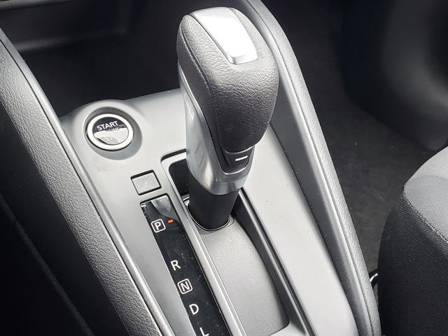 Vehicle image 17 of 24