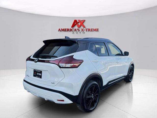 2024 Nissan Kicks SR Image 3 of 55