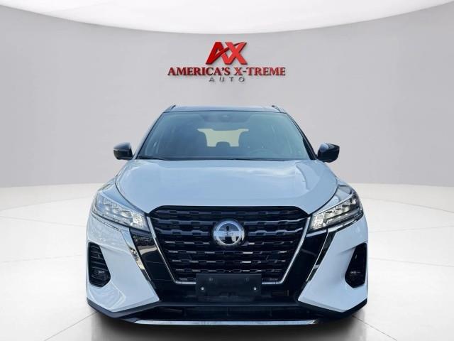 2024 Nissan Kicks SR Image 1 of 55