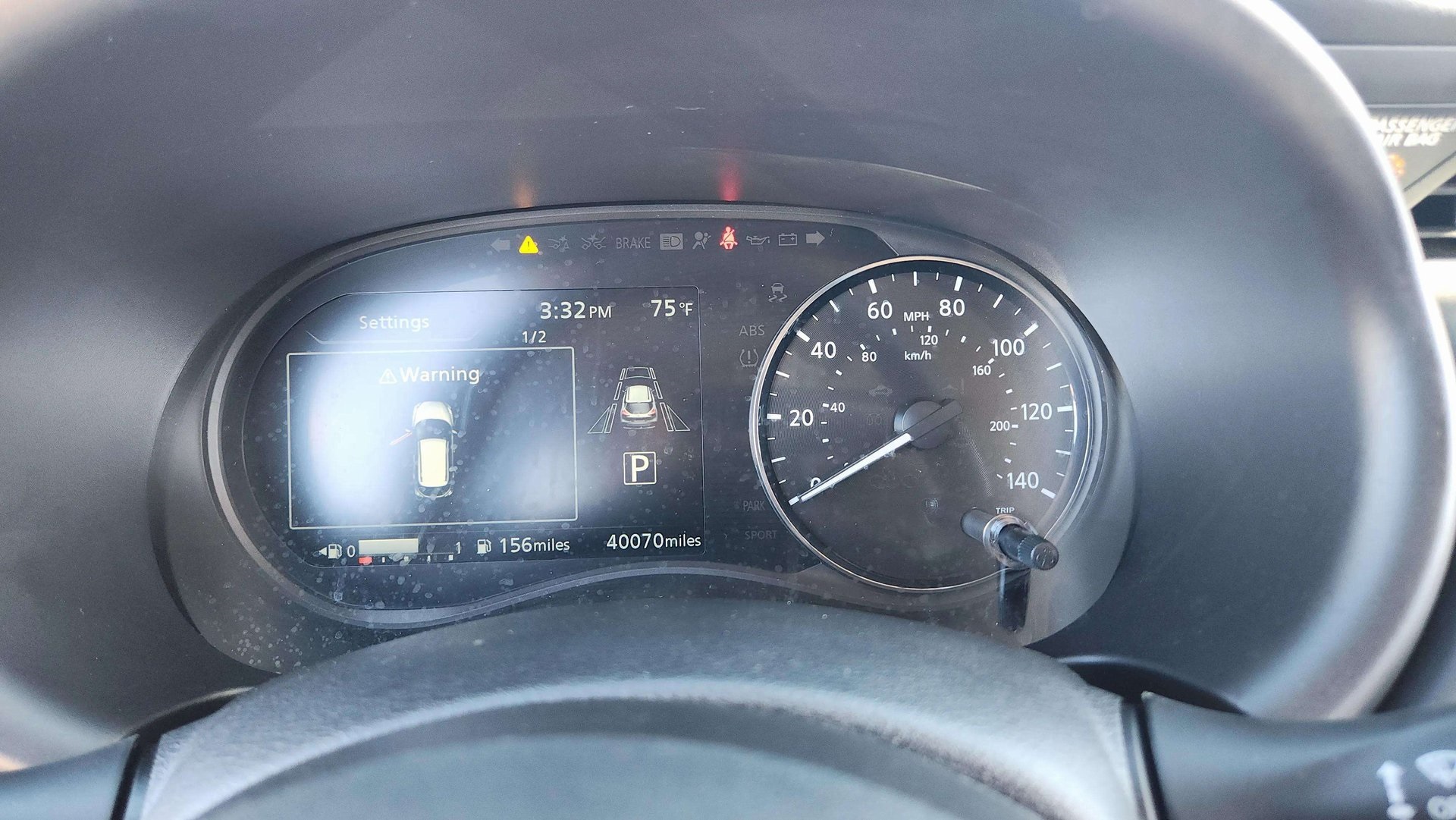 Vehicle image 25 of 28