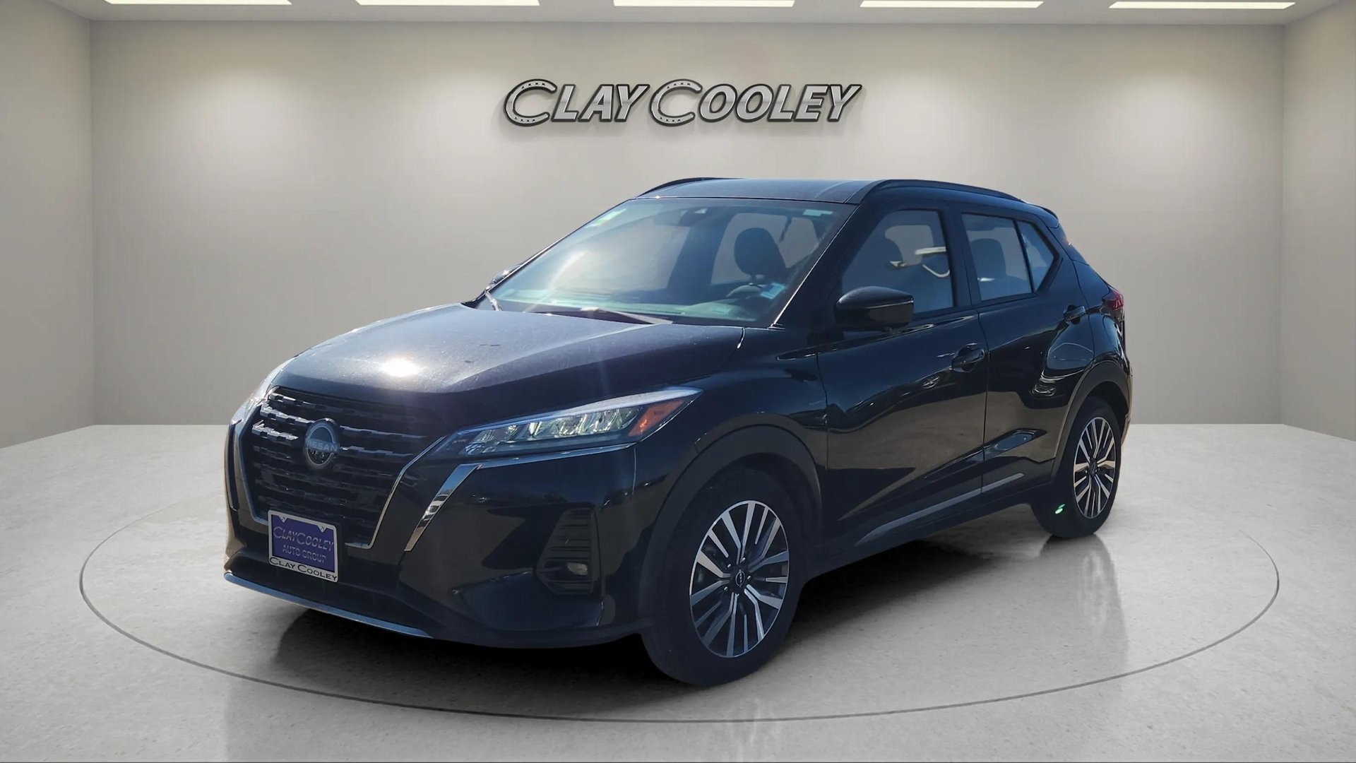 Vehicle image 1 of 28