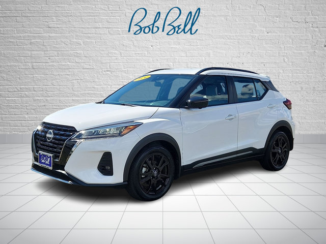 2024 Nissan Kicks SR Image 1 of 30
