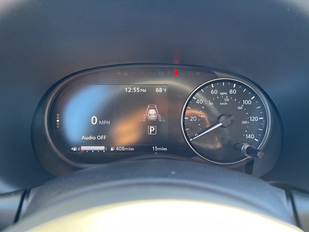 2024 Nissan Kicks SR Image 14 of 17