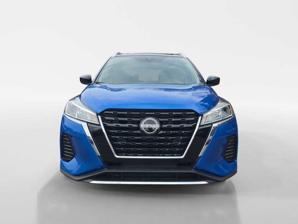2024 Nissan Kicks SV Image 2 of 25