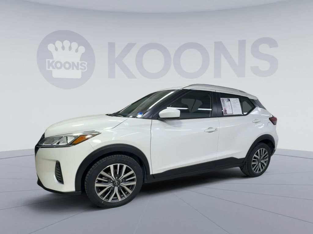 2024 Nissan Kicks SV Image 3 of 41
