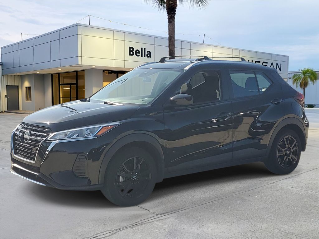2024 Nissan Kicks SV Image 1 of 31