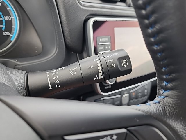 Vehicle image 29 of 34