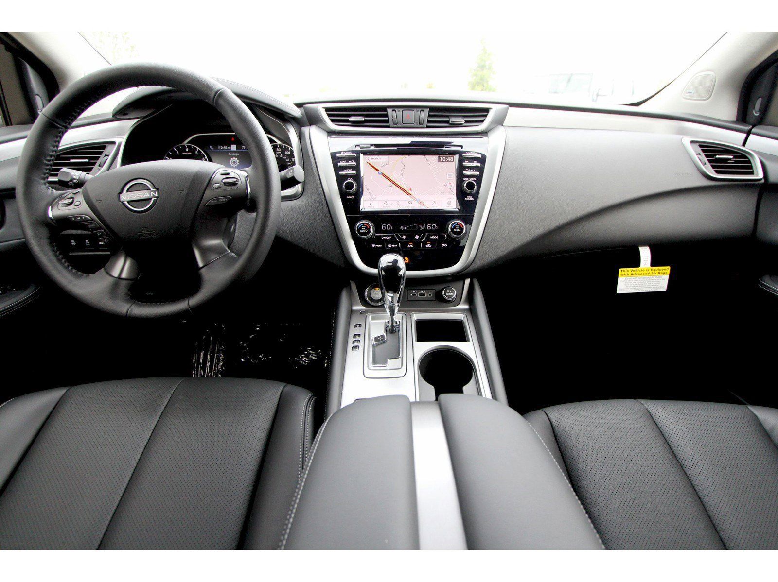 Vehicle image 13 of 24