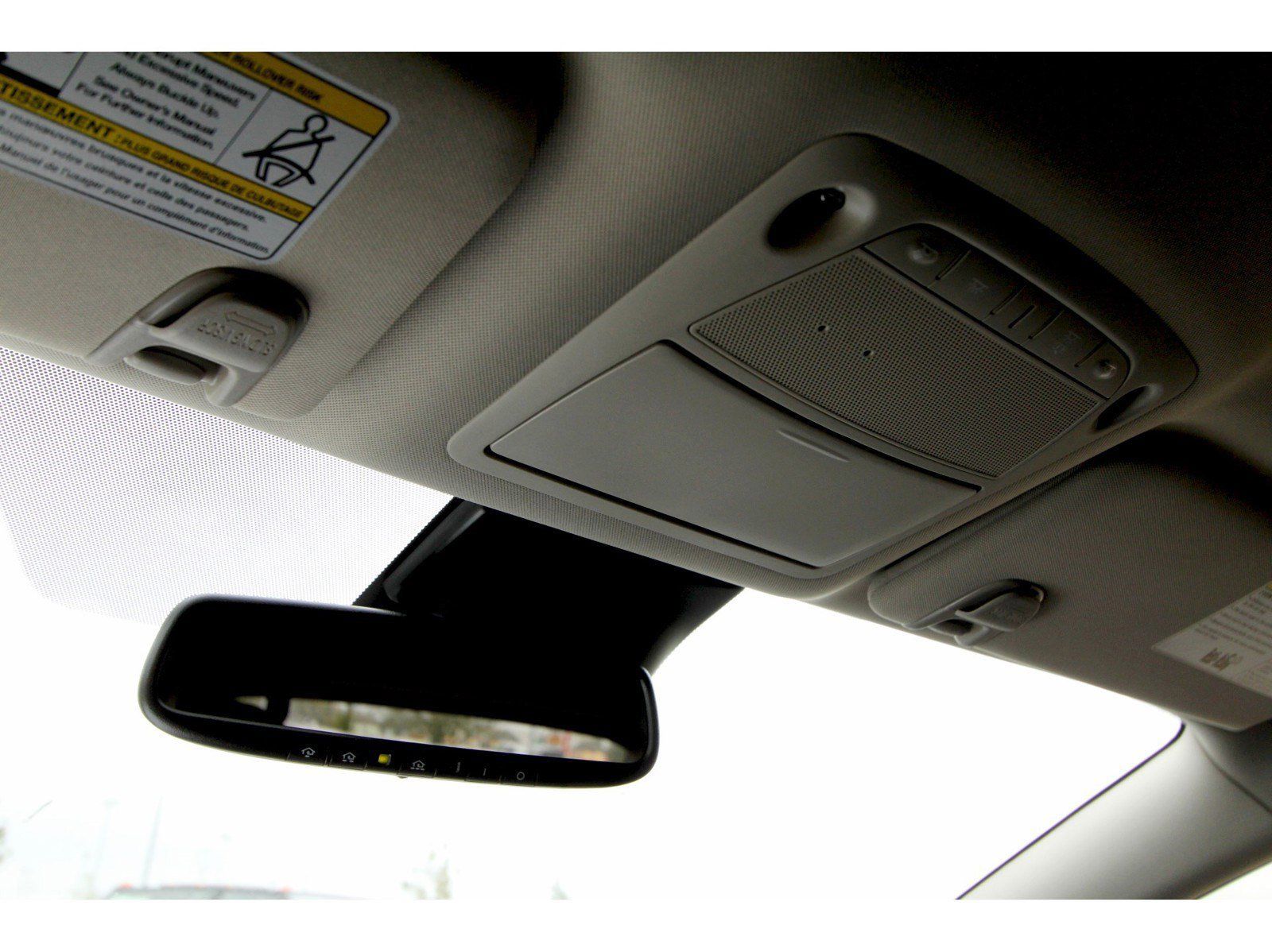 Vehicle image 19 of 24