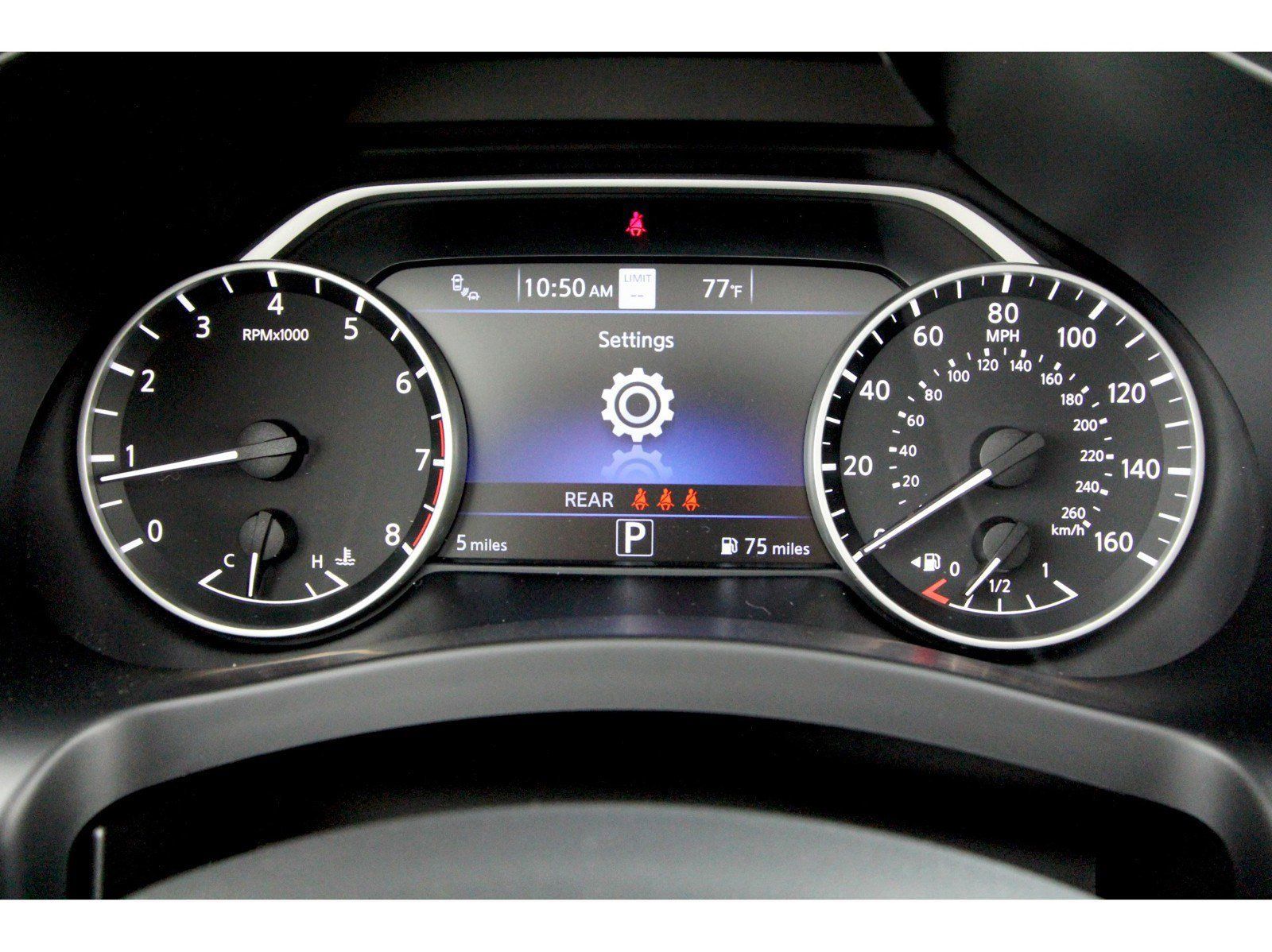 Vehicle image 17 of 24