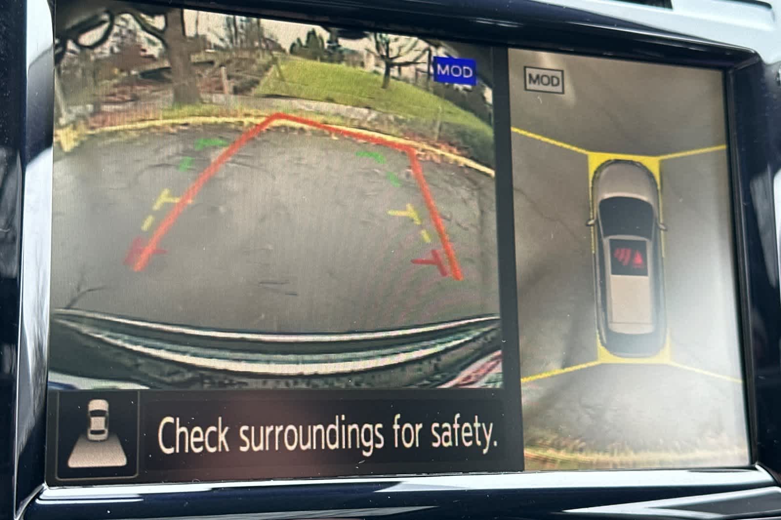 Vehicle image 21 of 28